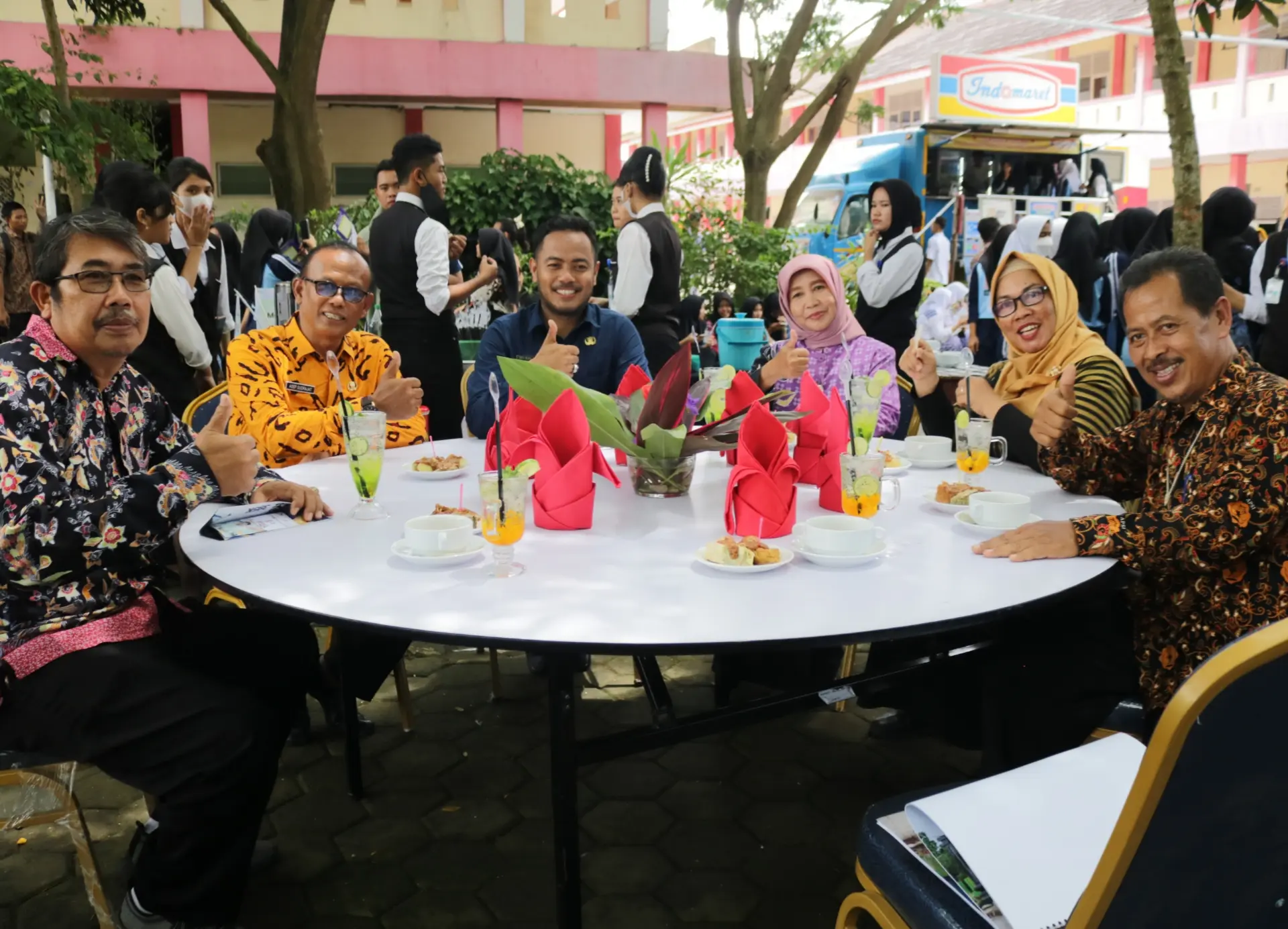 Foto Kepsek dan Wakasek